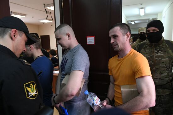 Рассмотрение ходатайства о продлении ареста украинским морякам