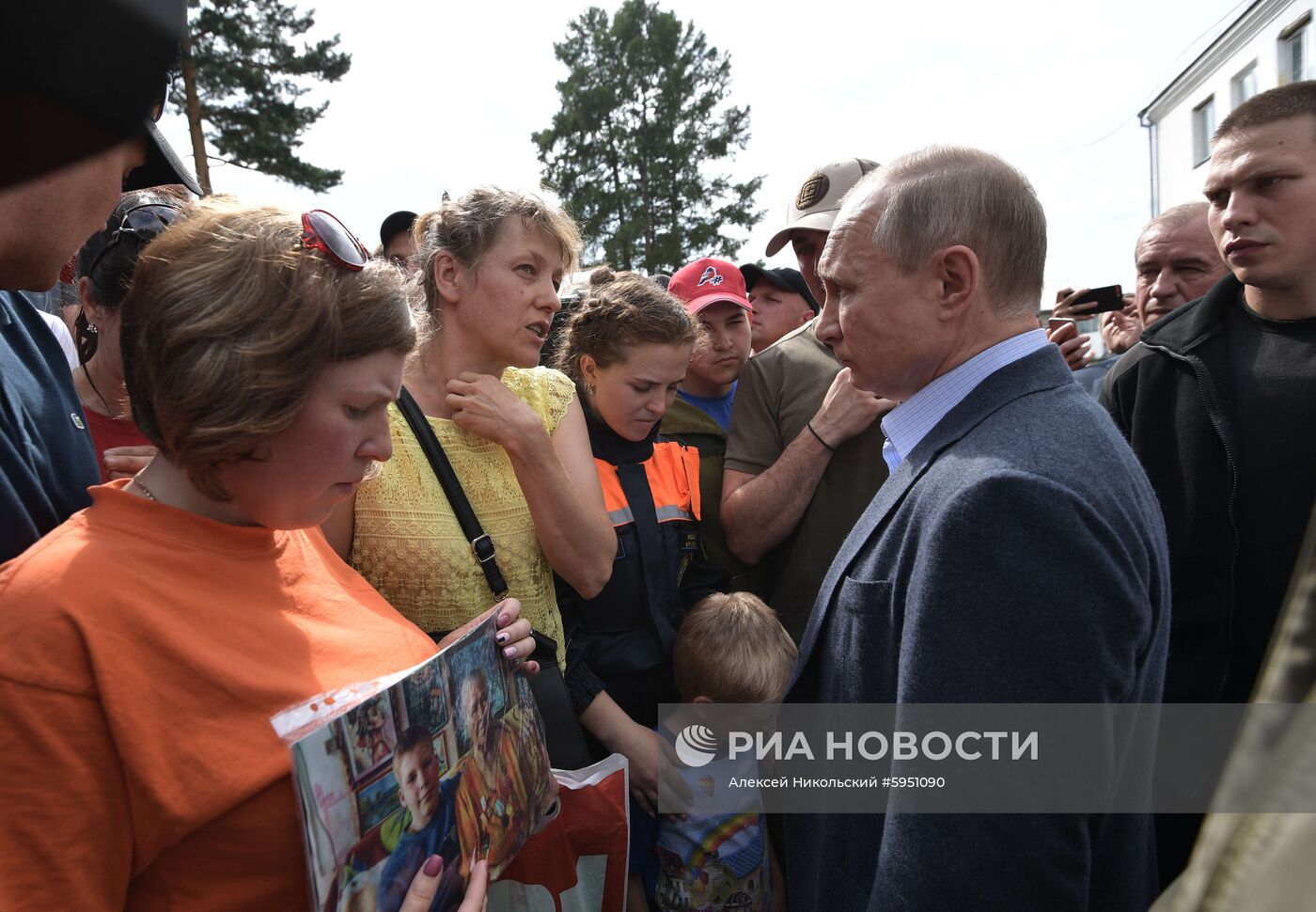 Президент РФ В. Путин посетил Иркутскую область