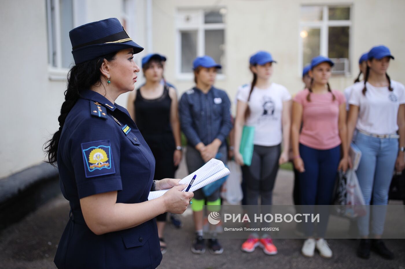 Отбор девушек-абитуриентов для обучения в Краснодарском авиационном училище летчиков 