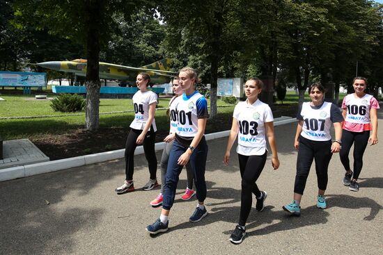 Отбор девушек-абитуриентов для обучения в Краснодарском авиационном училище летчиков 