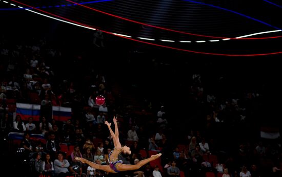 Художественная гимнастика. I чемпионат мира среди юниорок