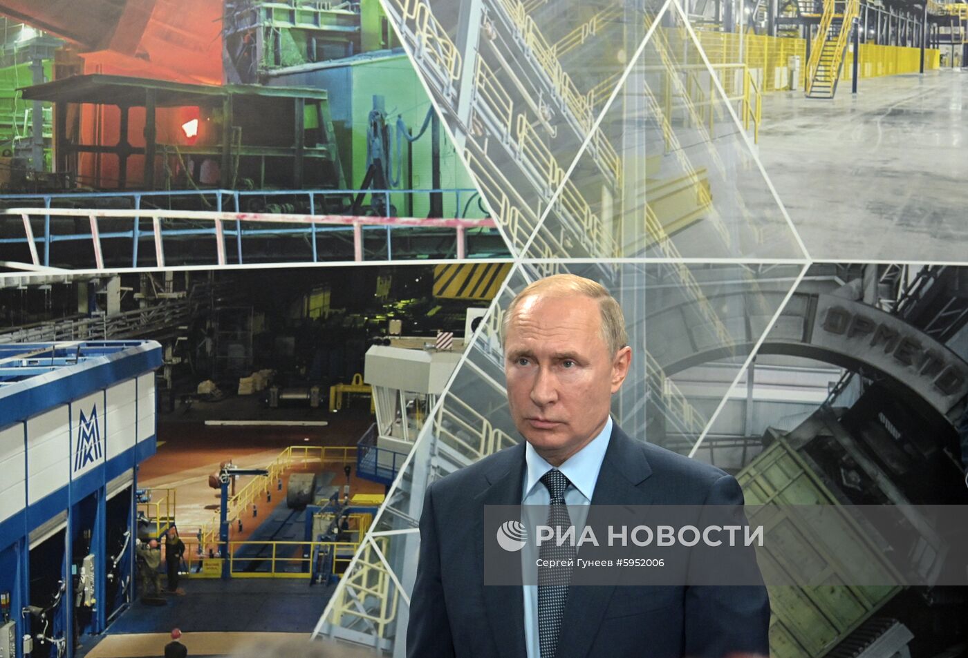 Рабочая поездка президента РФ В. Путина в Магнитогорск