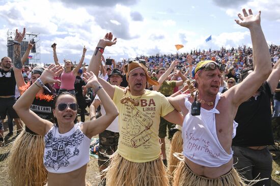 Музыкальный фестиваль "Нашествие". День второй