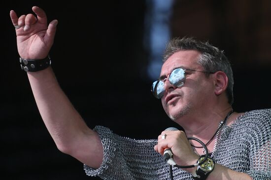 Музыкальный фестиваль "Нашествие". День второй