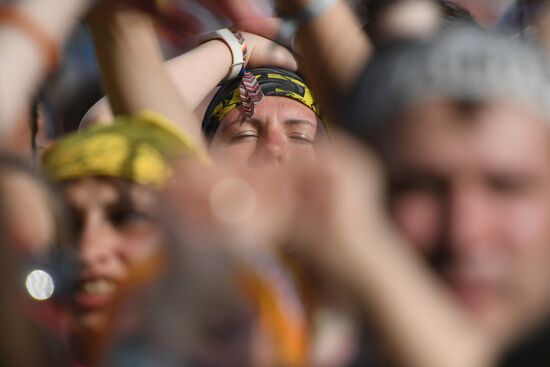 Музыкальный фестиваль "Нашествие". День второй