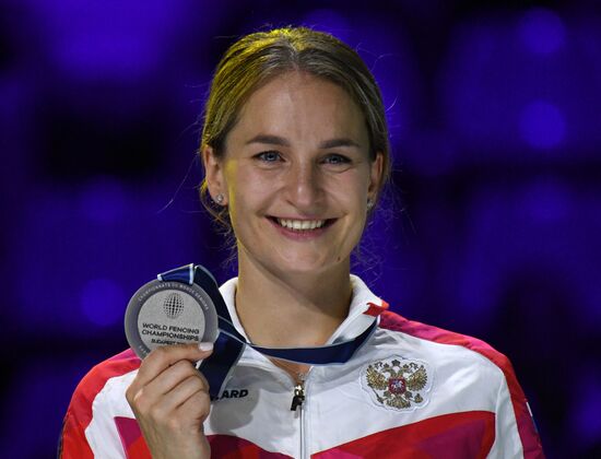 Фехтование. Чемпионат мира. Шестой день