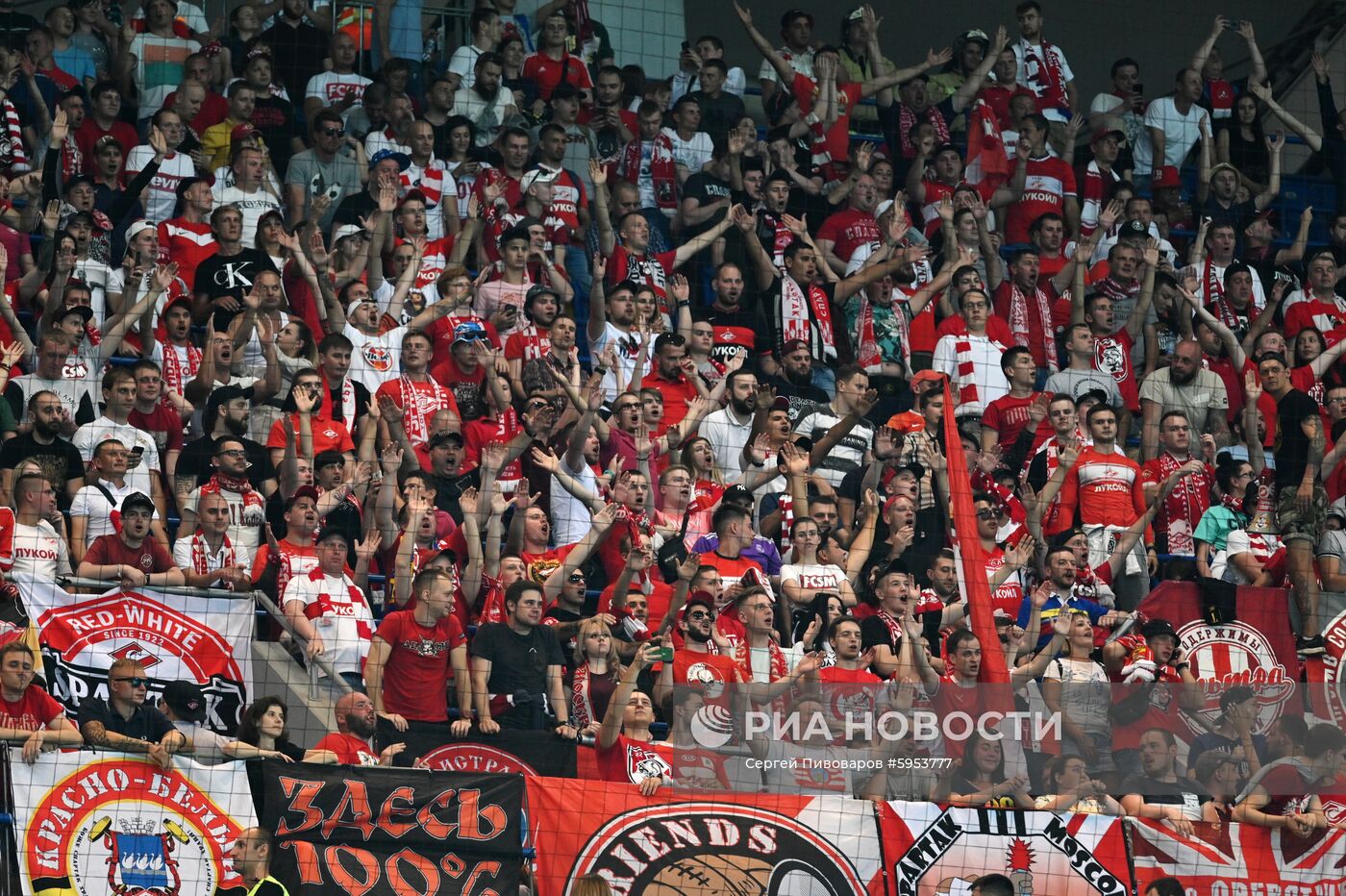 Футбол. РПЛ. Матч "Ростов" - "Спартак"