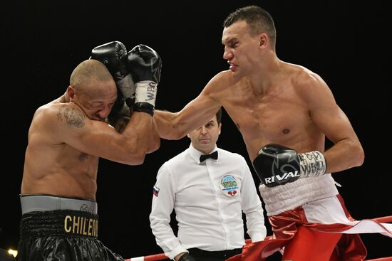 Бокс. Бой М. Власова и А. Чилемба