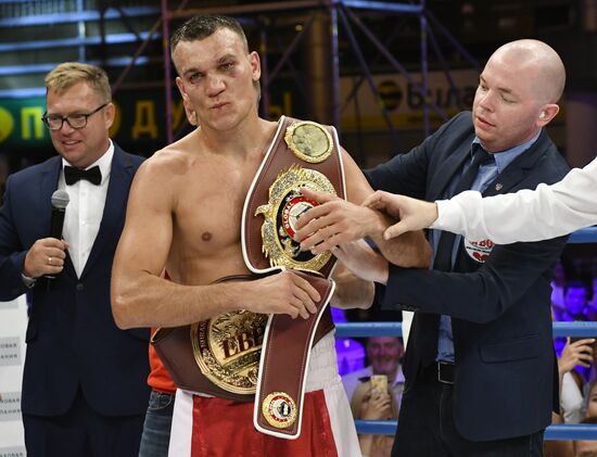 Бокс. Бой М. Власова и А. Чилемба