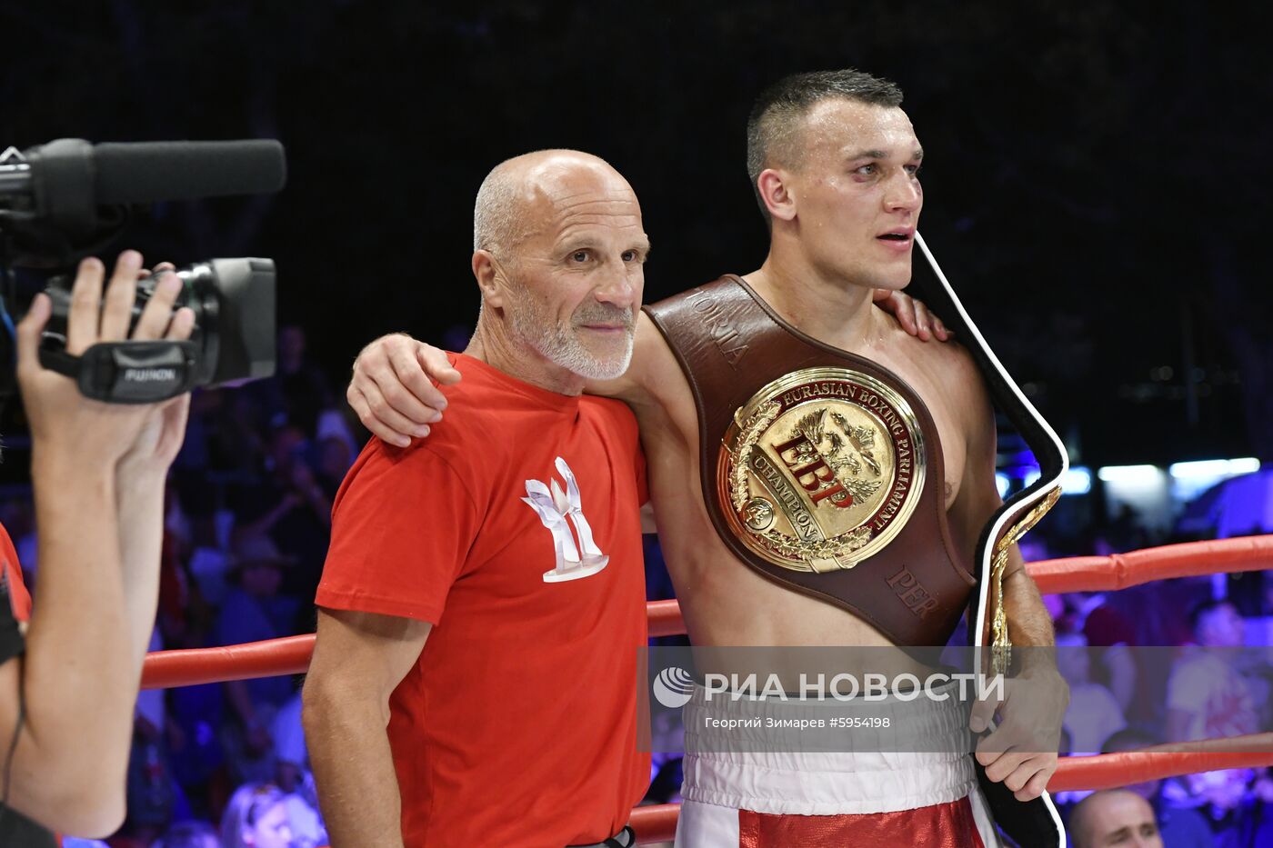 Бокс. Бой М. Власова и А. Чилемба