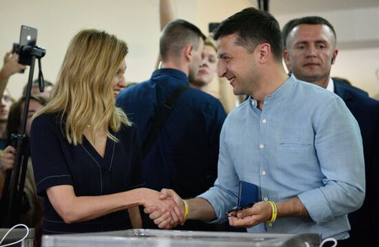 Досрочные выборы в Верховную раду Украины