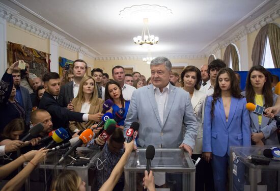 Досрочные выборы в Верховную раду Украины