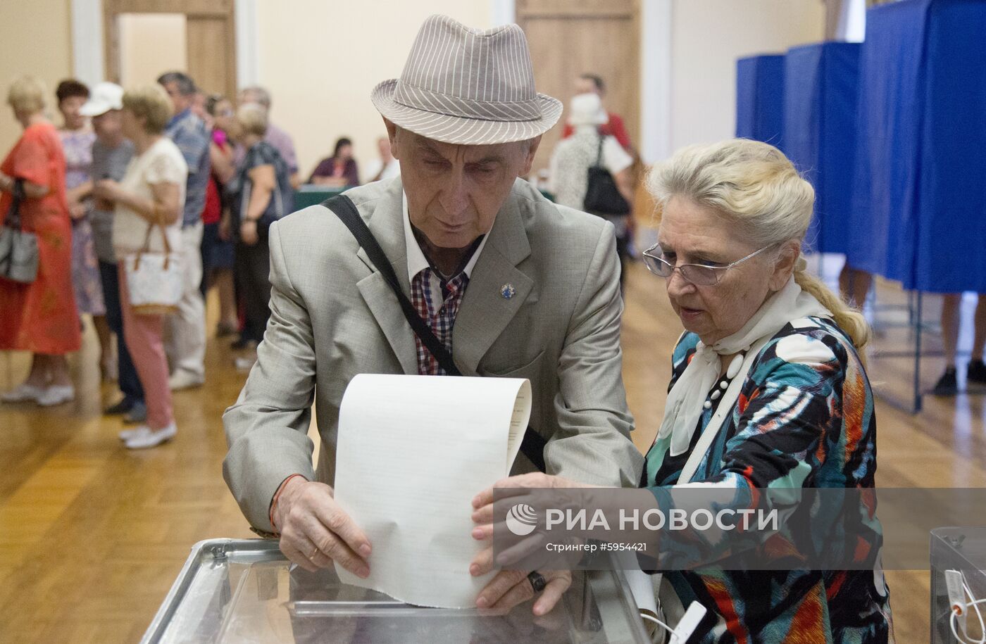 Досрочные выборы в Верховную раду Украины