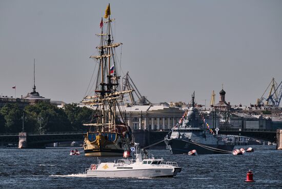 Репетиция парада в честь Дня ВМФ России 