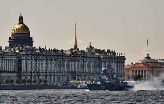 Репетиция парада в честь Дня ВМФ России 