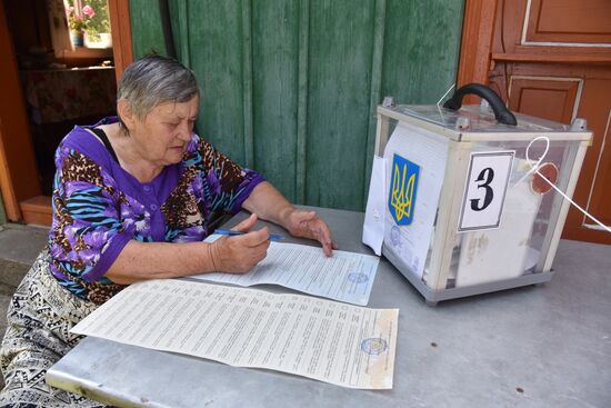 Досрочные выборы в Верховную раду Украины
