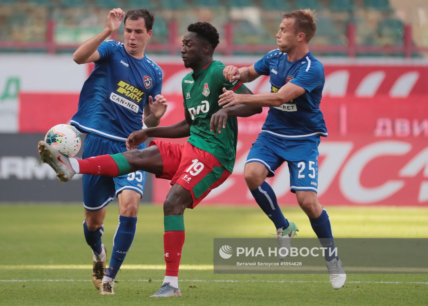 Футбол. РПЛ. Матч "Локомотив" - "Тамбов"