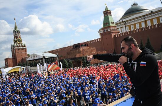 Массовая тренировка по боксу на Красной площади