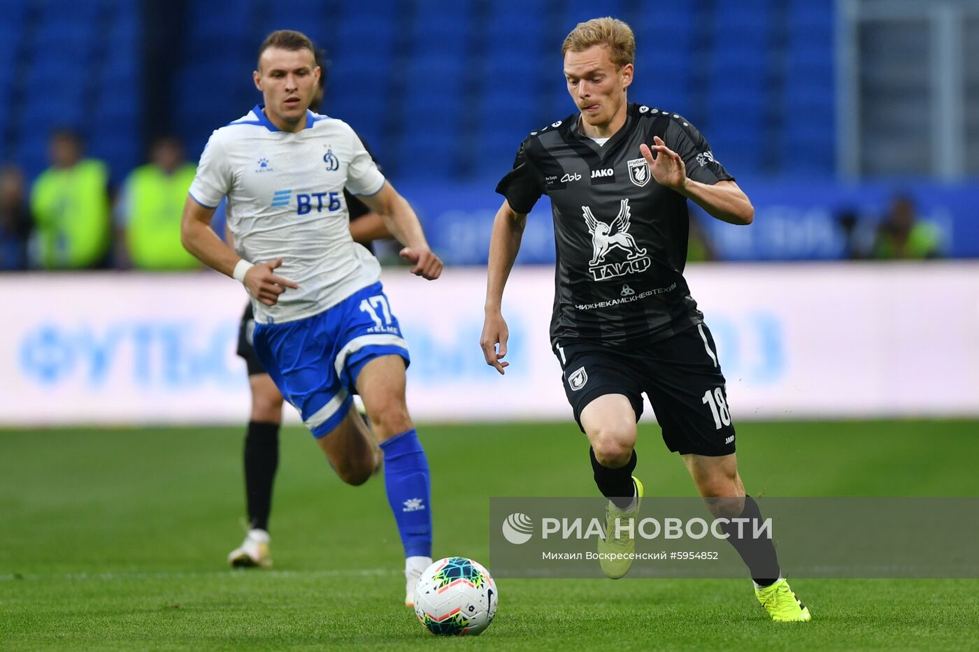 Футбол. РПЛ. Матч "Динамо" - "Рубин"