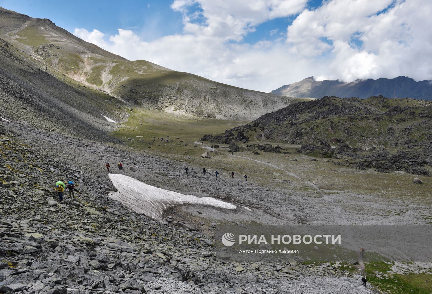 Базовый лагерь на Эльбрусе