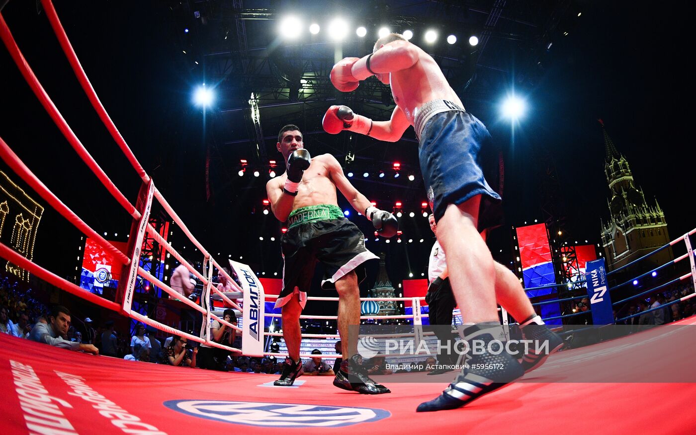 Боксерское шоу на Красной площади