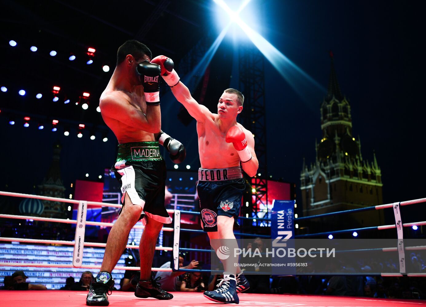Боксерское шоу на Красной площади
