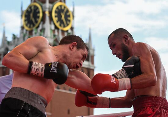 Боксерское шоу на Красной площади