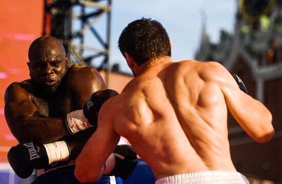 Боксерское шоу на Красной площади