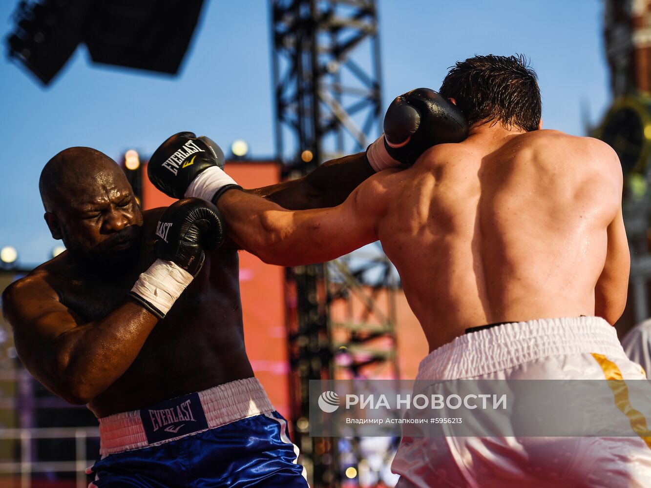 Боксерское шоу на Красной площади