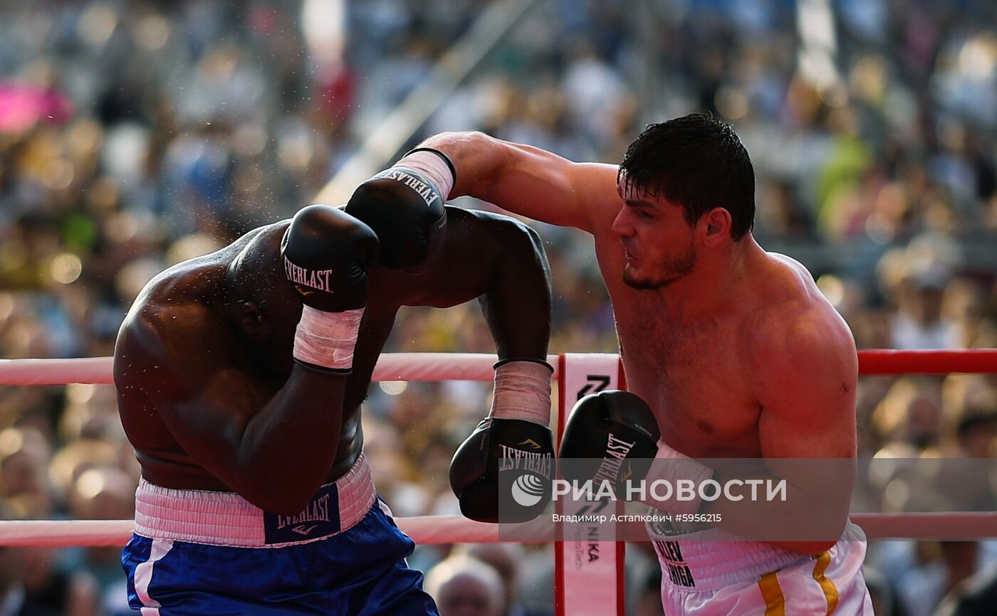 Боксерское шоу на Красной площади