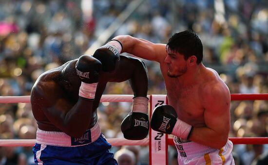 Боксерское шоу на Красной площади