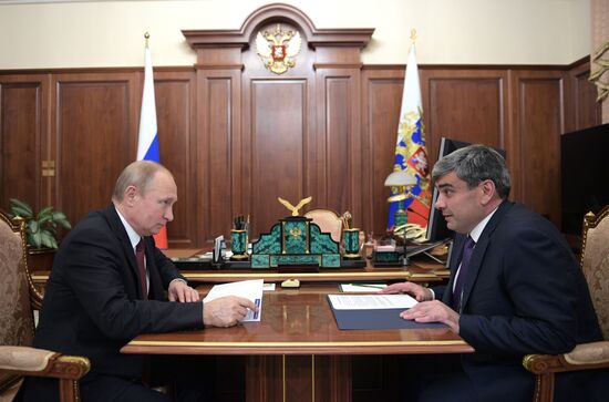 Президент РФ В. Путин встретился с ВРИО главы Кабардино-Балкарии К. Коковым