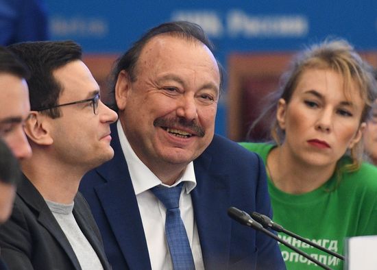 Встреча председателя ЦИК РФ Э. Памфиловой с кандидатами в Мосгордуму