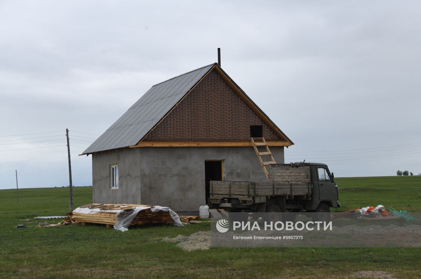 Восстановление чабанских стоянок после пожаров в Забайкалье