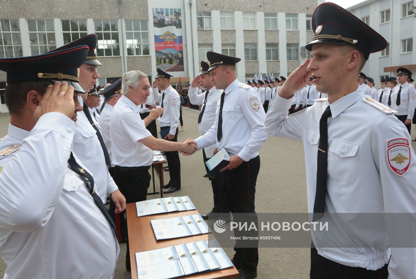 Выпуск лейтенантов полиции в Симферополе