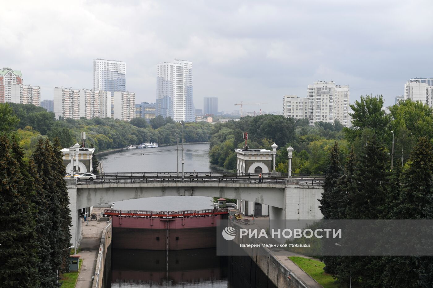 Строительство Карамышевского моста