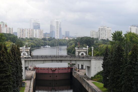 Строительство Карамышевского моста