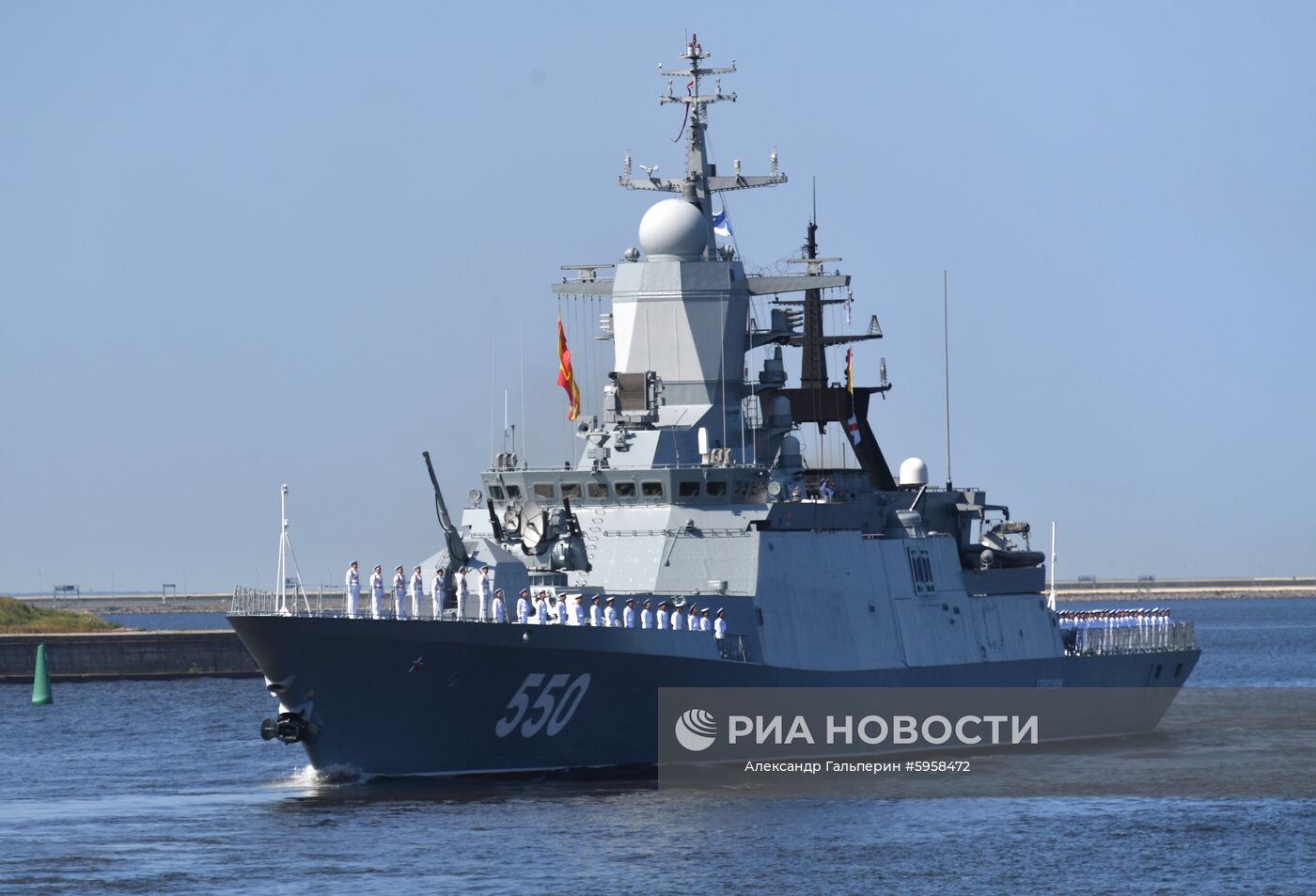 йц4Репетиция парада ко Дню ВМФ в городах России