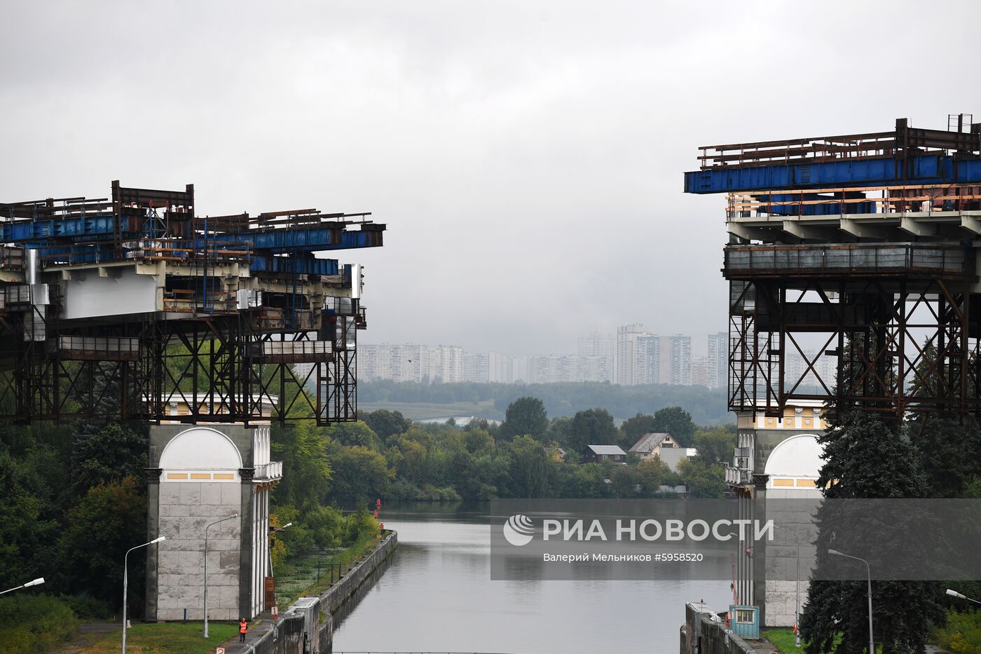 Строительство Карамышевского моста