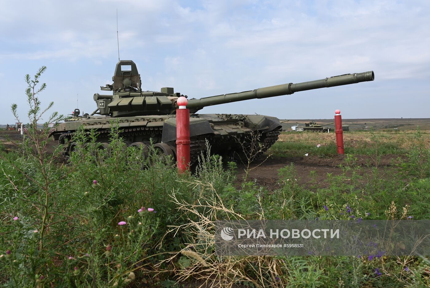 Тактические учения с мотострелковыми подразделениями ЮВО в Ростовской области