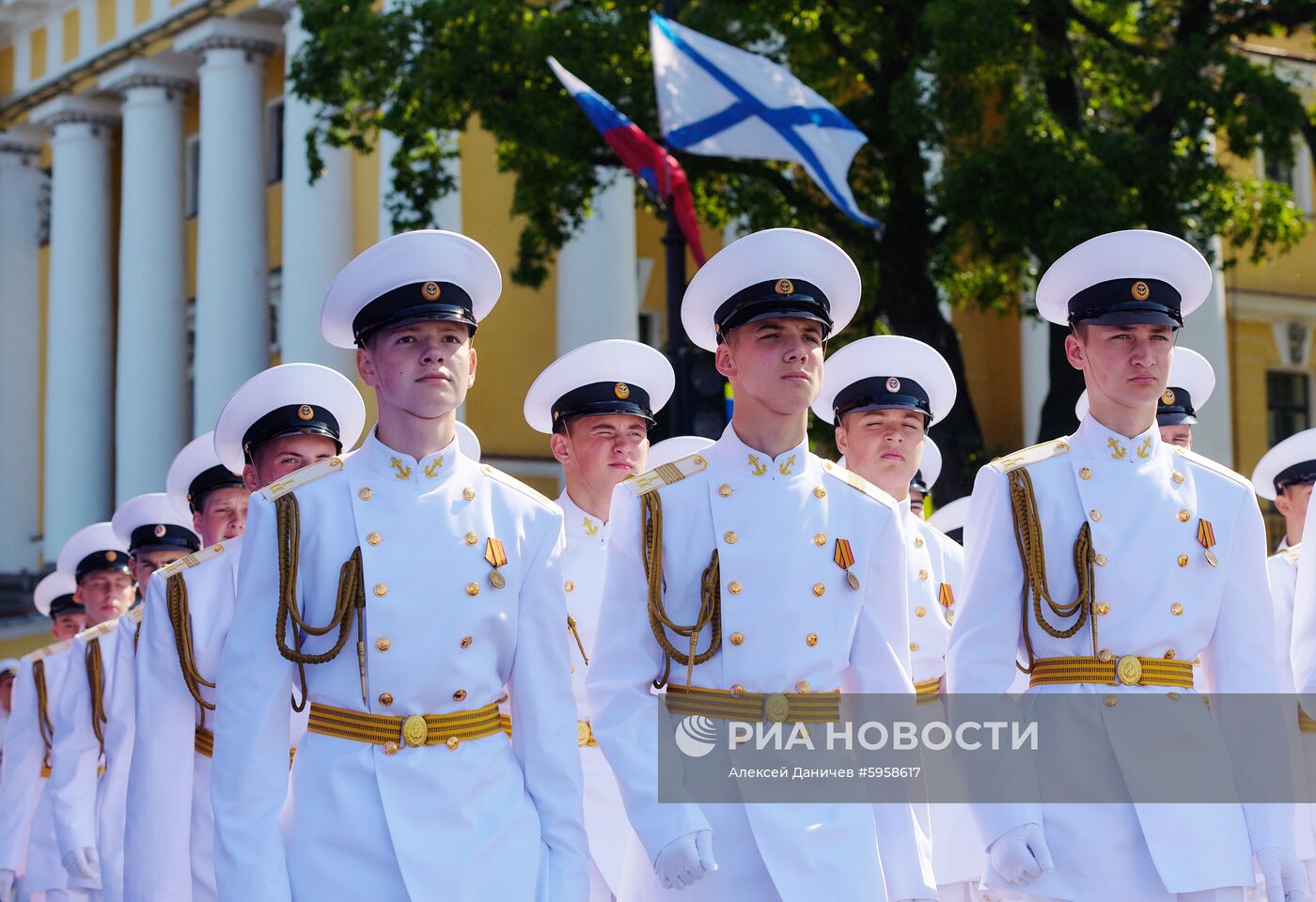 Репетиция парада ко Дню ВМФ в городах России