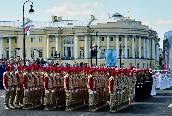 Репетиция парада ко Дню ВМФ в городах России