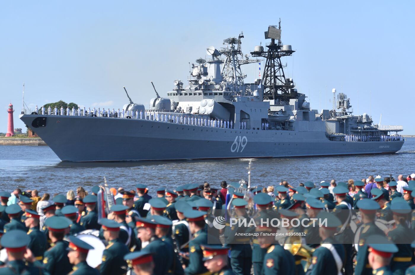 Репетиция парада ко Дню ВМФ в городах России