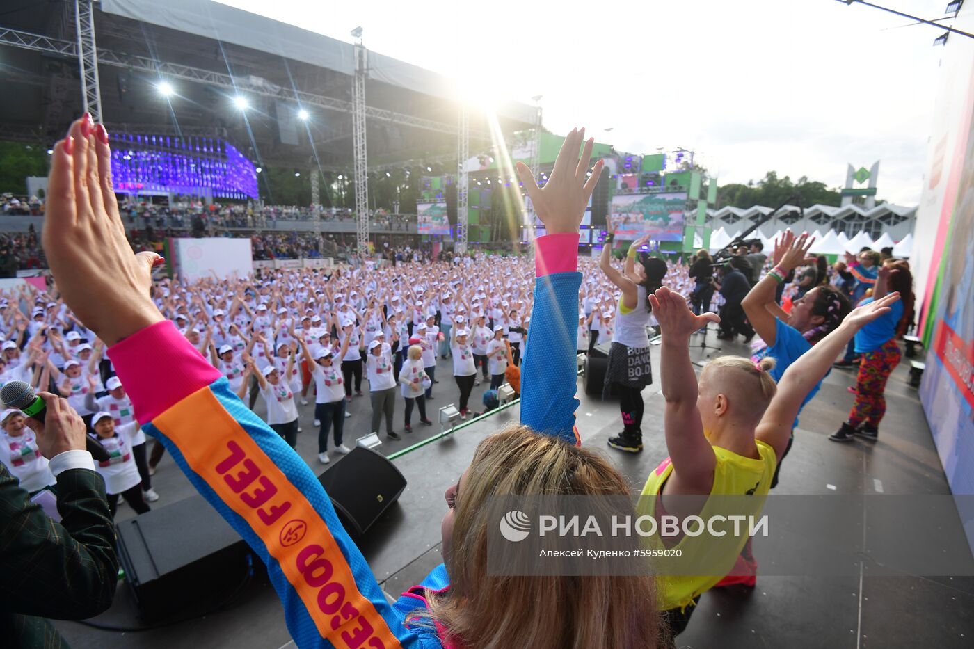 Танцевальный марафон для участников проекта "Московское долголетие"