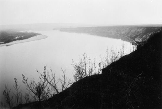 Река Дон вблизи станицы Вёшенской