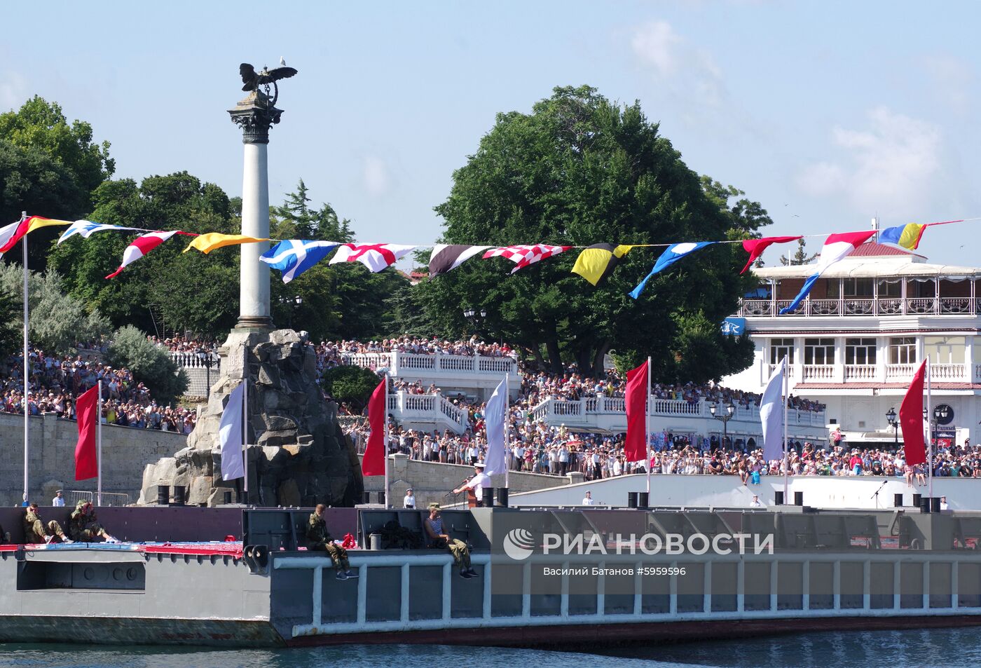 Генеральная репетиция парада ко дню ВМФ в Севастополе