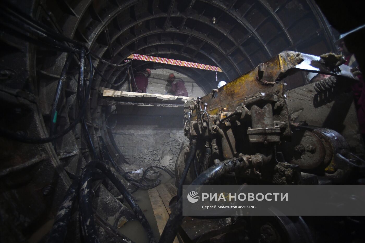 Строительство станции метро "Шереметьевская"