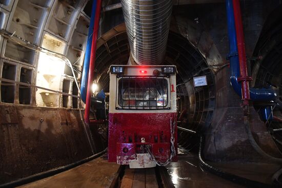 Строительство станции метро "Шереметьевская"