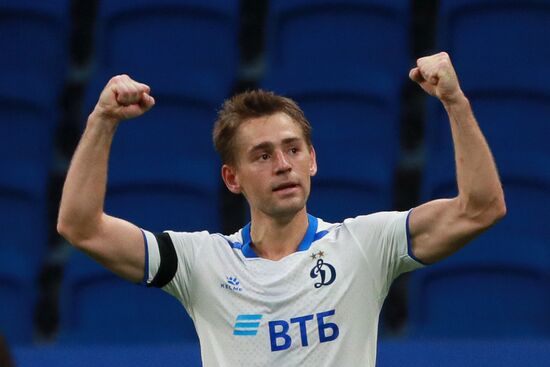 Футбол. РПЛ. Матч "Динамо" - "Урал"