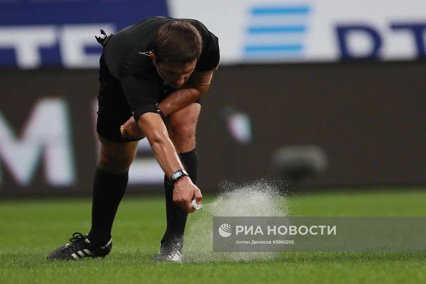 Футбол. РПЛ. Матч "Динамо" - "Урал"